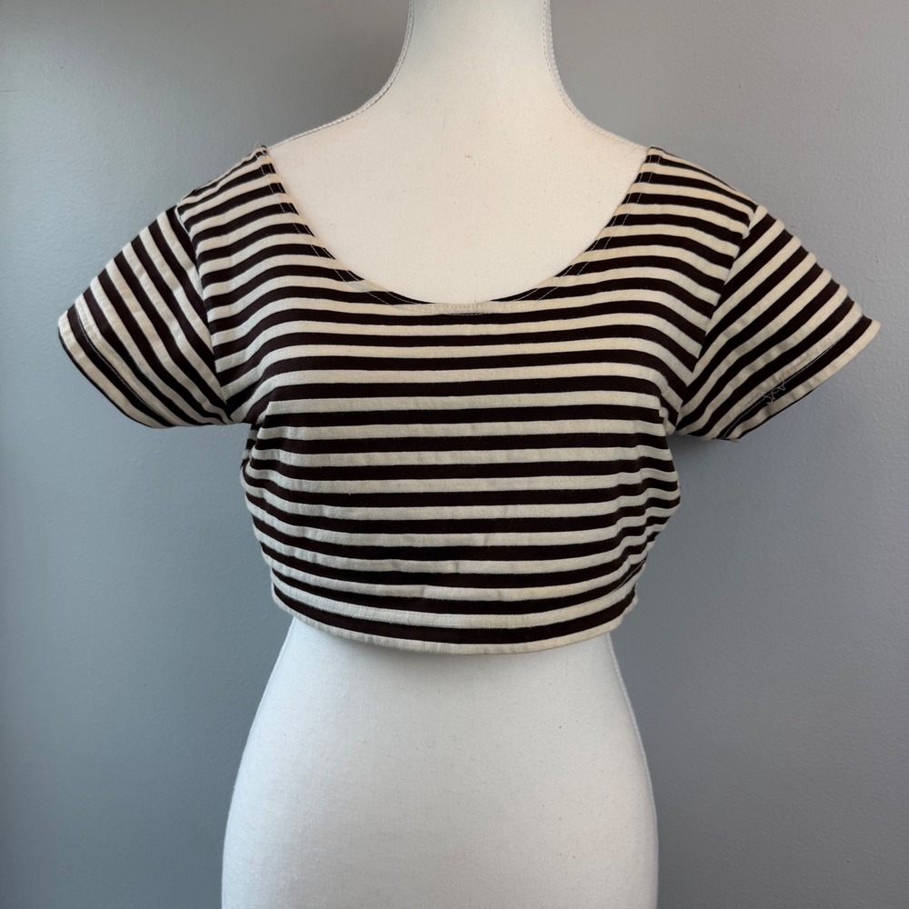 VTG White Striped Crop Top MED Short Sleeve Scoop Neck Indie French 90's Retro